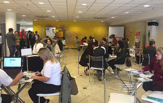 Durante Mutirão de Crédito Sebrae premia prefeitos