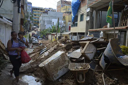 Principal suspeito de vender prédios que caíram no Rio é preso em Pernambuco