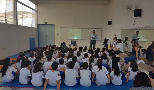 Sicredi fomenta ações de educação financeira para crianças