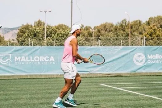 Sem dores, Rafael Nadal revela que deve jogar em Wimbledon: “É a minha intenção”