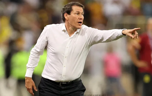 Napoli contrata o técnico Rudi Garcia