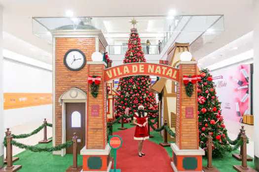 Golden Square Shopping celebra Natal com trono tecnológico