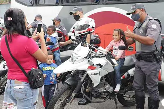 Comando de Policiamento do Grande ABC realiza Natal Solidário