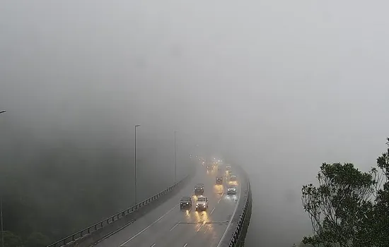 ARTESP e Concessionárias intensificam alertas aos motoristas sobre direção durante neblina