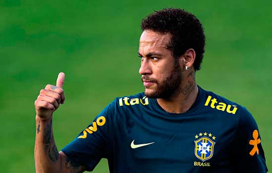 Após acusação, Neymar é blindado na seleção e CBF mantém silêncio