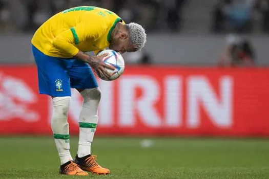 “Neymar e mais 10”, diz Tite