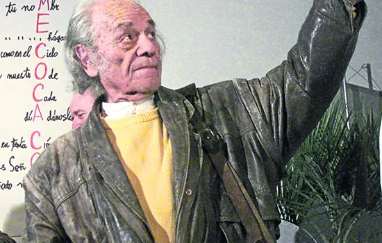 Morreu o poeta chileno Nicanor Parra