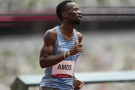 Nijel Amos, primeiro medalhista olímpico de Botswana, é flagrado no doping