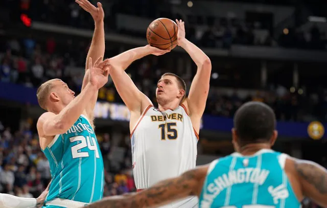 Nikola Jokic lidera vitória do Denver Nuggets com ‘triple-double’ histórico