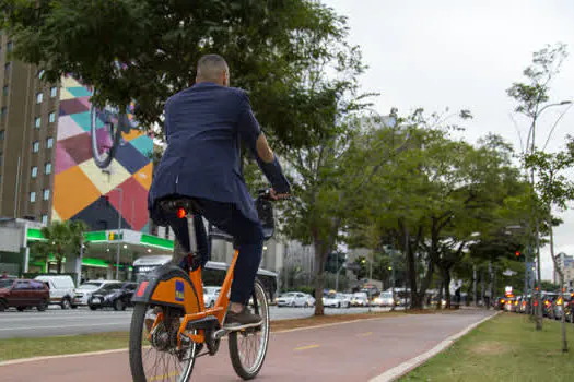 Aniversário de SP: 5 dicas de trajetos para aproveitar a cidade de bike