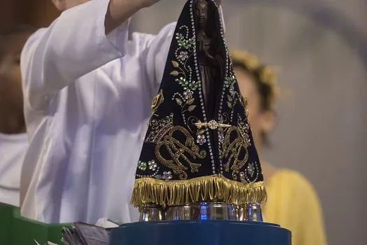 Celebração de dia de Nossa Senhora Aparecida voltará a ser presencial