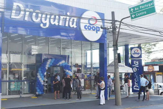 Coop inaugura nova drogaria em Santo André