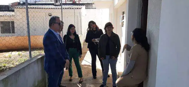 Prefeito Leitinho conhece a Clínica Veterinária Municipal de Ferraz de Vasconcelos