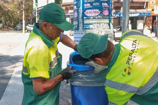 Diadema começa a instalar 1.300 lixeiras nas ruas