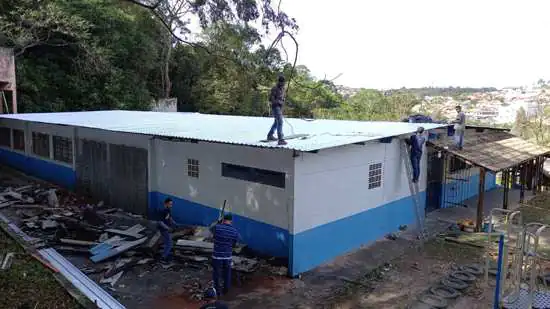 Escola Narita de Ribeirão Pires ganha novo telhado