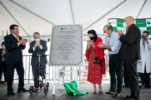 Com autoridades municipais e estaduais, FMABC inaugura novas salas de aula