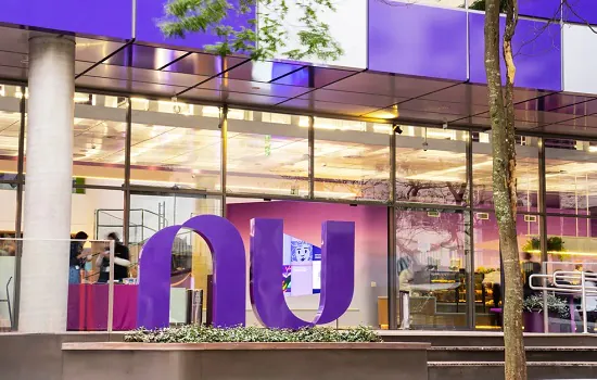 Nubank seguirá com ações em NY