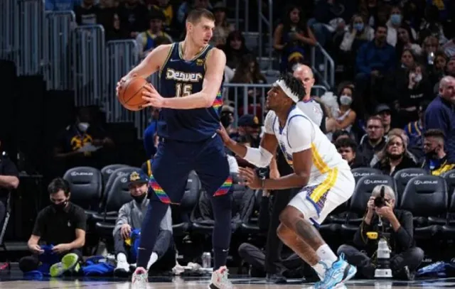 Nuggets superam desfalcados Lakers com triplo-duplo de Jokic e lideram no Oeste