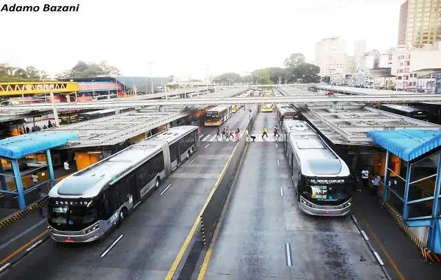 Prefeito de SP tira R$ 330 milhões de terminais de ônibus e destina a recapeamento