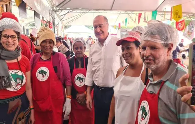 Abril Vermelho não mudou relação entre governo e MST