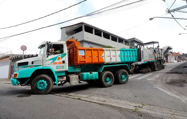 Prefeitura inicia recapeamento de mais 14 ruas de Diadema