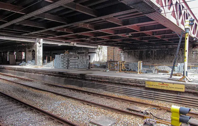 Secretário dos Transportes Metropolitanos visita obras de melhoria na estação da Luz