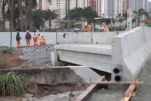 Obras do Complexo Santa Teresinha avançam com nova ponte na Avenida dos Estados