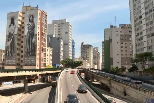 Minhocão de São Paulo faz 50 anos e ganha galeria de arte urbana