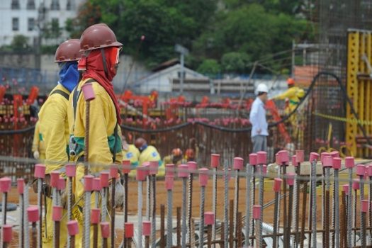 Custos da construção variam 0,20% em março