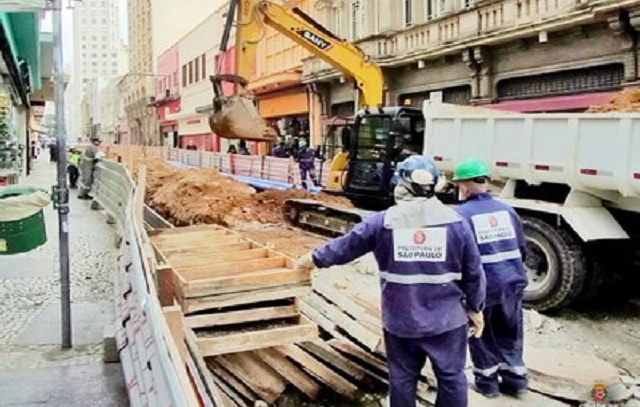 SP: Centro Histórico recebe obras de requalificação do calçadão