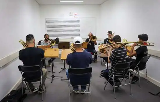 Octeto de trombones da Escola de Música do Ibirapuera se apresenta no Parque Ibirapuera