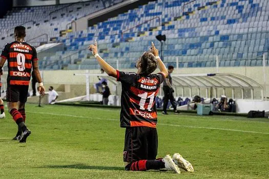 Oeste vence Figueirense e continua na luta contra o rebaixamento