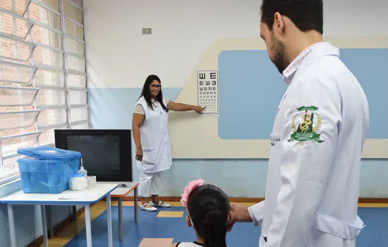 Diadema realiza teste oftalmológico em alunos do 1º ano