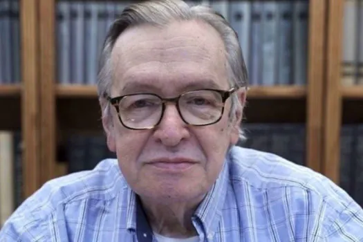 Escritor Olavo de Carvalho morre, aos 74 anos