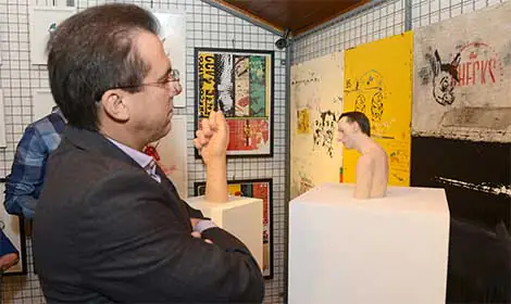 Prefeito Luiz Marinho visita galeria de arte de São Bernardo