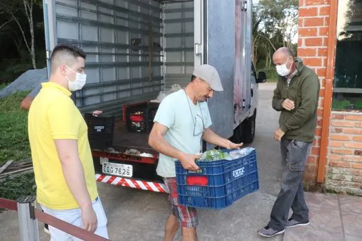 Fundo Social de Ribeirão Pires leva doações para refugiados do Afeganistão