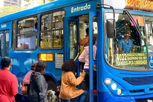 Motoristas de ônibus realizam greve nesta segunda-feira em Belo Horizonte