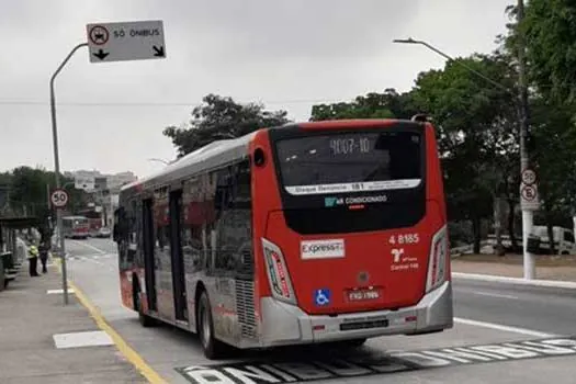 Corredor com embarque pela porta esquerda começa a operar na Zona Leste