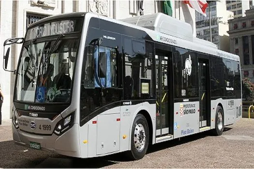 Ônibus de SP contam com tecnologias mais sustentáveis para reduzir emissão de poluentes