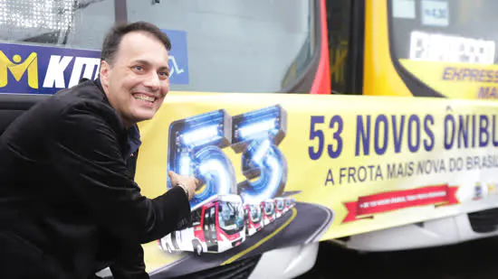 Prefeitura de Mauá entrega 53 novos ônibus