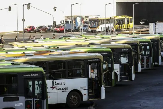 Exame toxicológico para motoristas de ônibus e caminhão tem novo prazo