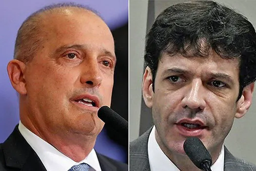 Ministros Onyx e Marcelo Álvaro retornam à Câmara para votar pela reforma