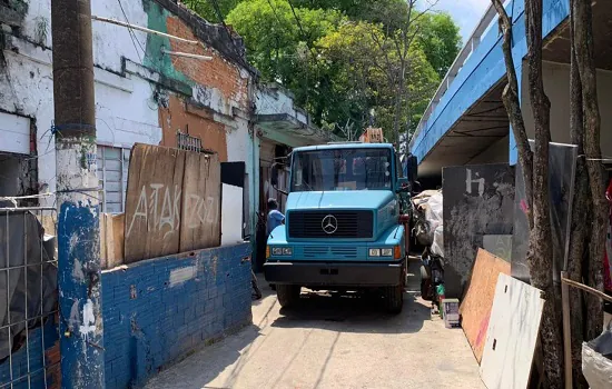 Prefeitura de Santo André fecha 4 estabelecimentos irregulares na Operação Ferro Velho