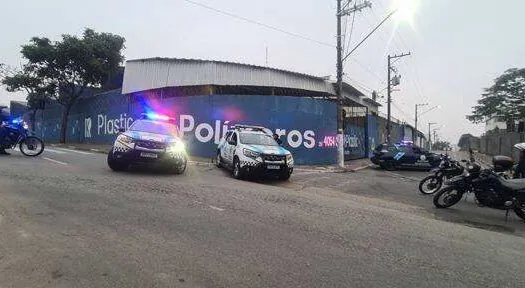 GCM e PM evitam pancadões e apreendem carro e motos em Diadema