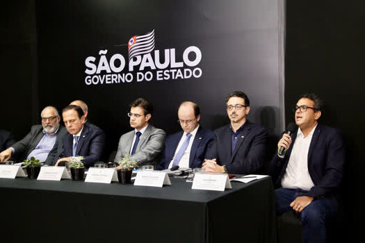 Governo de SP amplia apoio em rodovias durante o verão