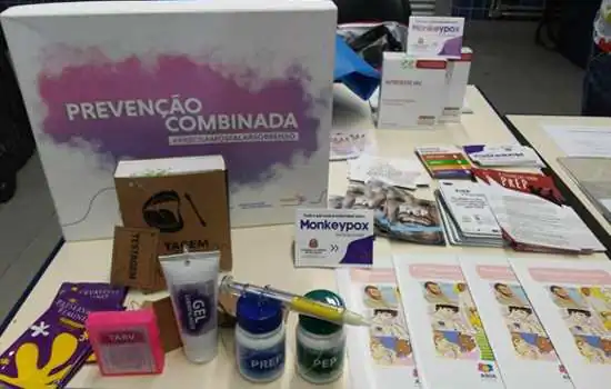 Estação Tatuapé do Metrô recebe campanha de orientação e combate ao HIV