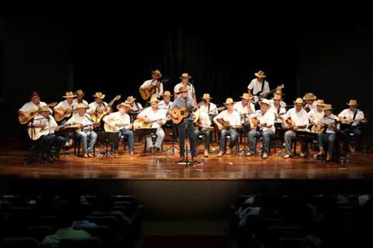 Orquestra de Violas apresenta show gratuito no Teatro CENFORPE