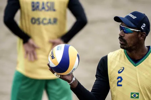 Jogos Pan-Americano: Oscar e Thiago lideram grupo no vôlei de praia