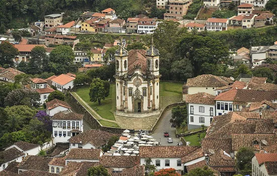 Com programação presencial