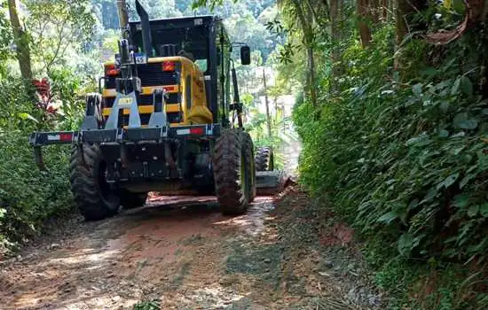 Zeladoria de Ribeirão Pires dá sequência à serviços em Ouro Fino